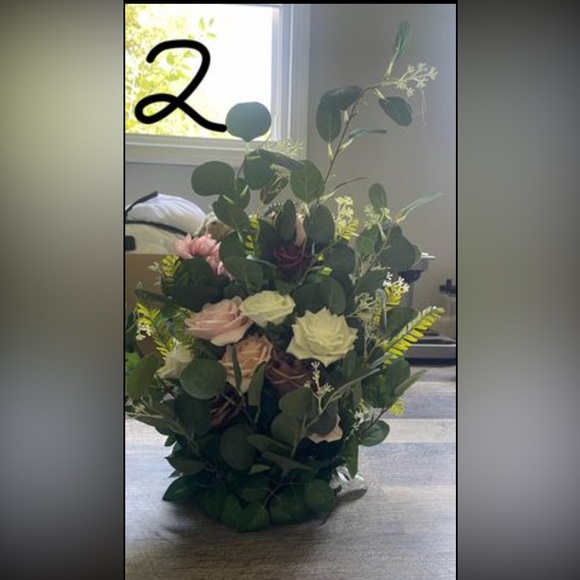 Wedding decor items from September 2024 wedding! - Picture 3 of 10